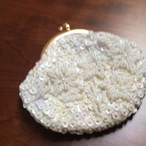 Beaded coin purse